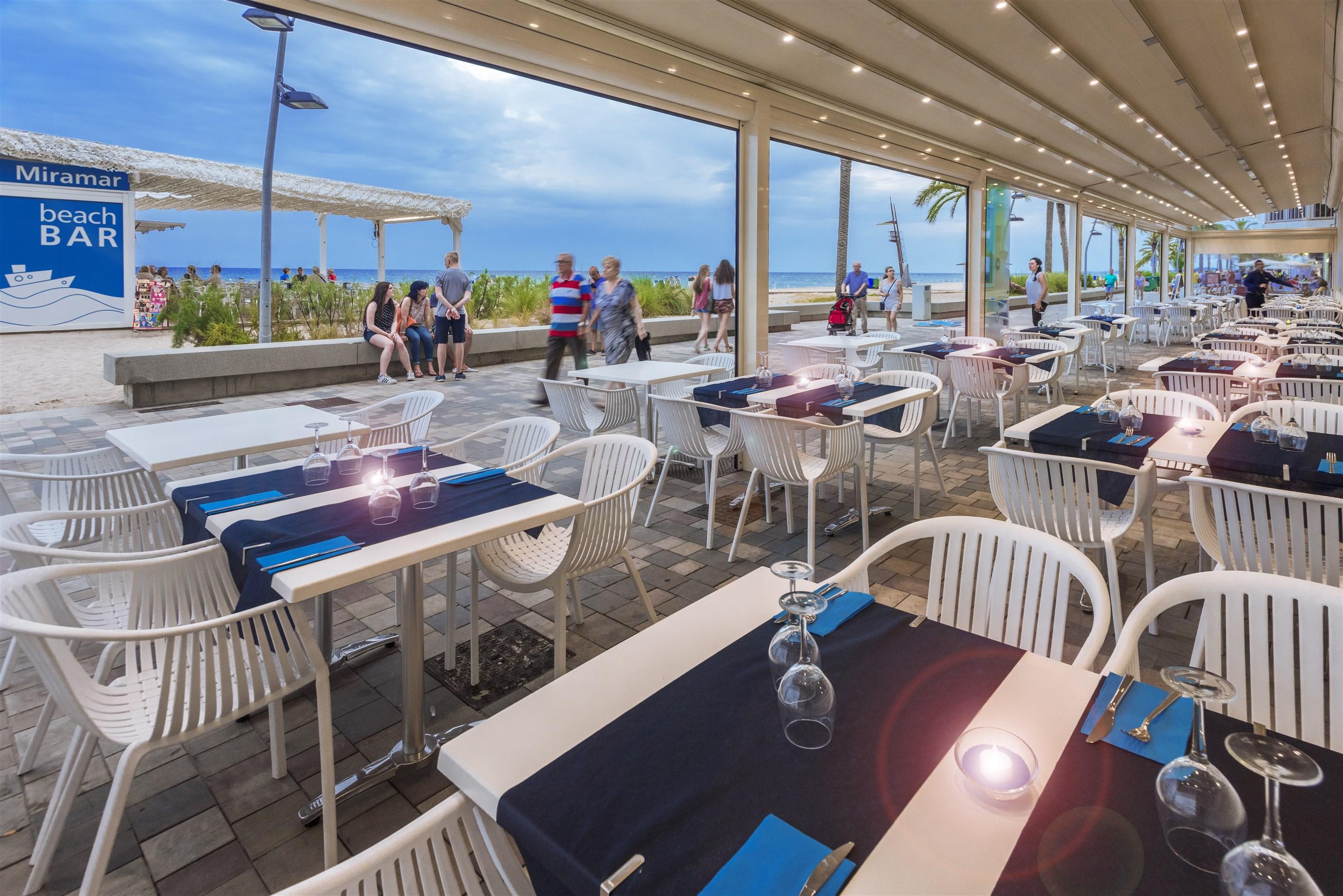 4R Miramar Calafell Hotel Bagian luar foto
