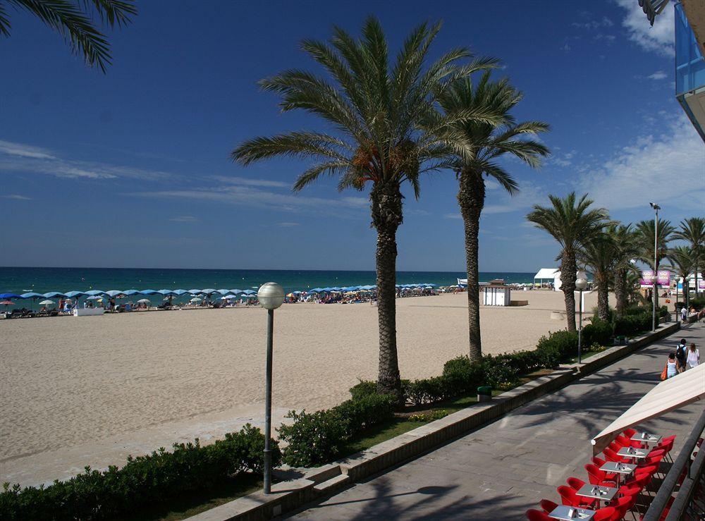 4R Miramar Calafell Hotel Bagian luar foto