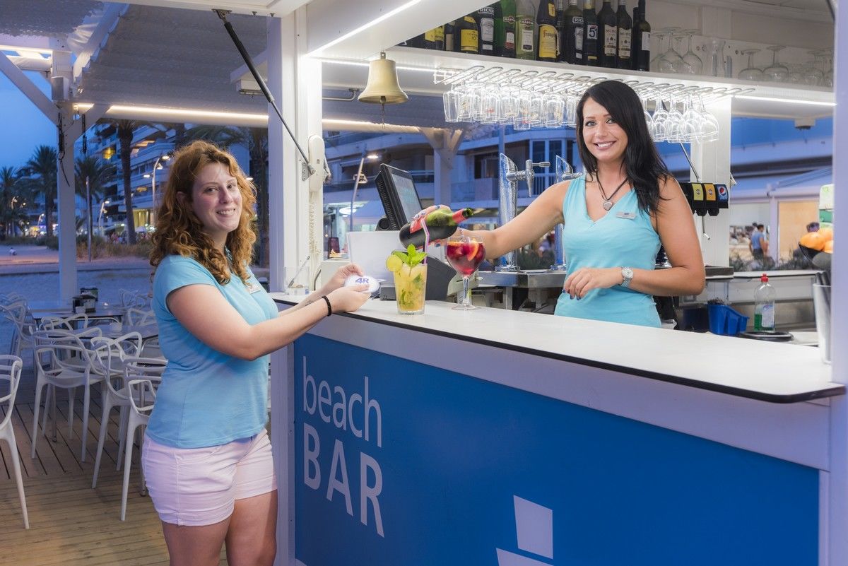 4R Miramar Calafell Hotel Bagian luar foto